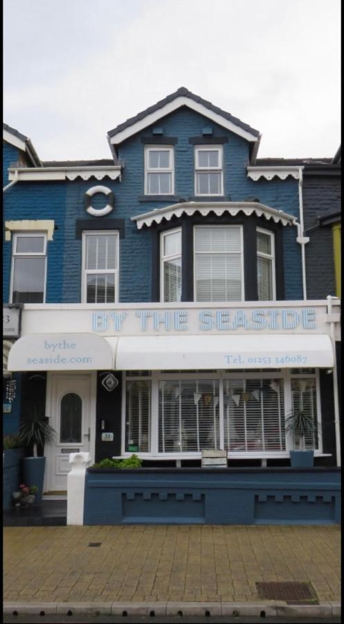 By The Seaside Bed & Breakfast Blackpool Exterior photo